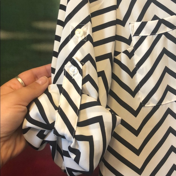 Express button up shirt - Picture 3 of 4